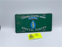 GREEN UNITED STATED ARMY SPECIAL FORCES VANITY PLA