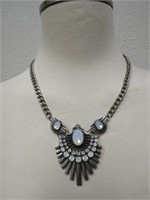 BEAUTIFUL ART DECO LOOK OPAL STONED NECKLACE