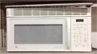 G.E. Spacemaker XL1400 Over Range Microwave