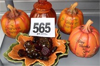 Fall & Pumpkin Decorations (U244)