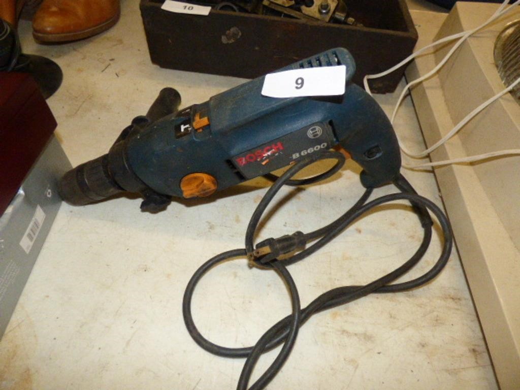 BOSCH HAMMER DRILL WORKS