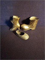 3 BRASS SHOES