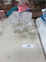HOLLY AND GOLD TRIMMED WINE GLASSES