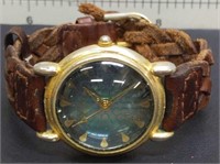 Watch with braided band