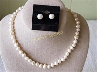 Freshwater genuine Pearl Earrings & Necklace