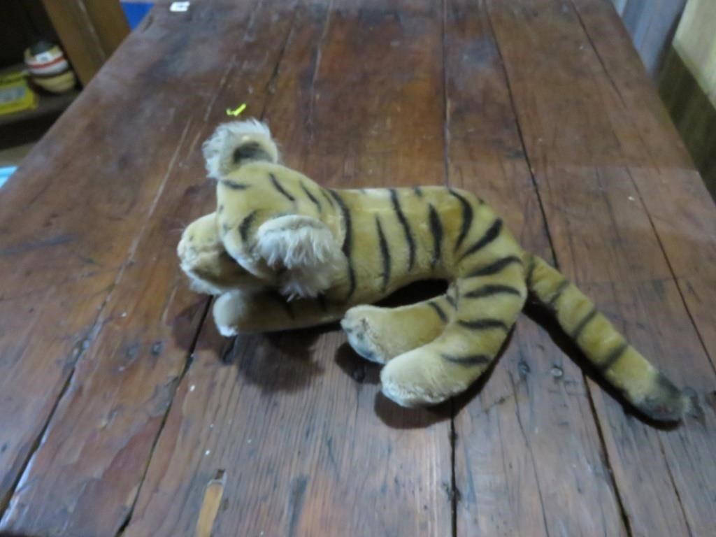 STUFFED TIGER