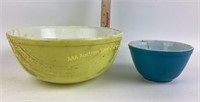 Two Pyrex bowls, very dirty, large and small blue
