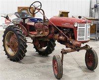 Vintage Farmall Cub Wide Front Tractor