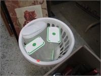 FOOD CONTAINERS & LAUNDRY BASKETS