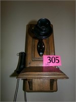 WALL HANGING ANTIQUE TELEPHONE