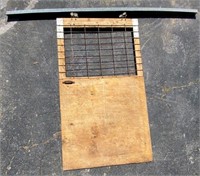 4x7 livestock stall door w/ track