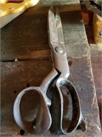 KEEN KUTTER SCISSORS