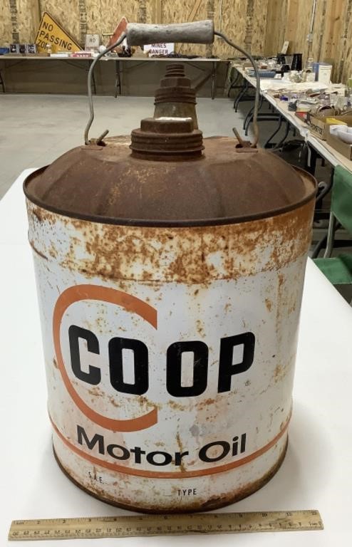 Co-op Motor Oil can