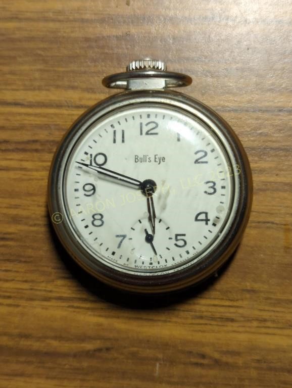 BULLS EYE Mechanical Pocket Watch