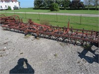 19' cultivator, wheels as is