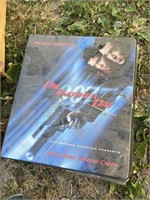 2002 007 die another day trading cards and binder