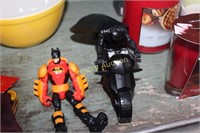 BATMAN ACTION FIGURINES