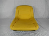 NEW UNIVERSAL TRACTOR/ LAWN MOWER SEAT
