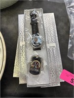 LOT OF 5 NEW OBAMA WATCHES & DOG TAGS