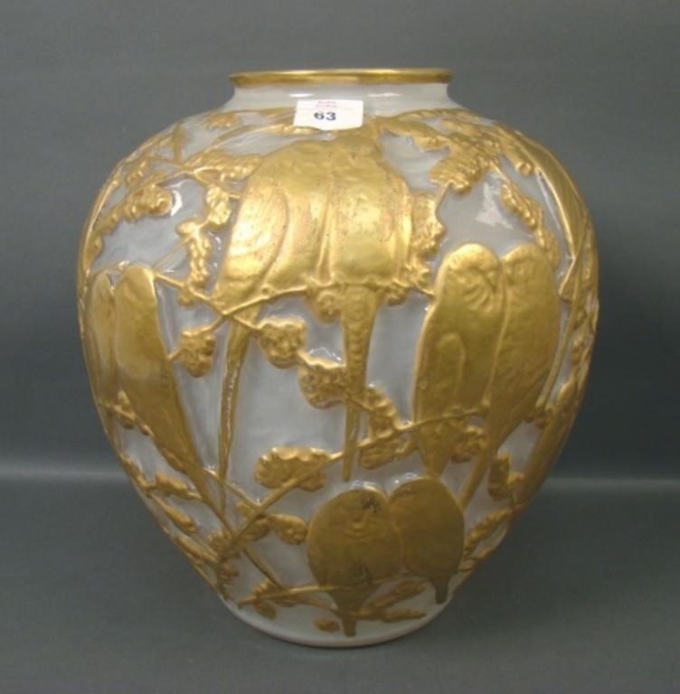 Consol. Opaque White/Gold #2752 Lovebirds Lg. Vase