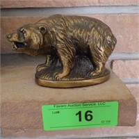 VINTAGE BRASS BEAR PAPERWEIGHT (FELT NEEDS GLUED)