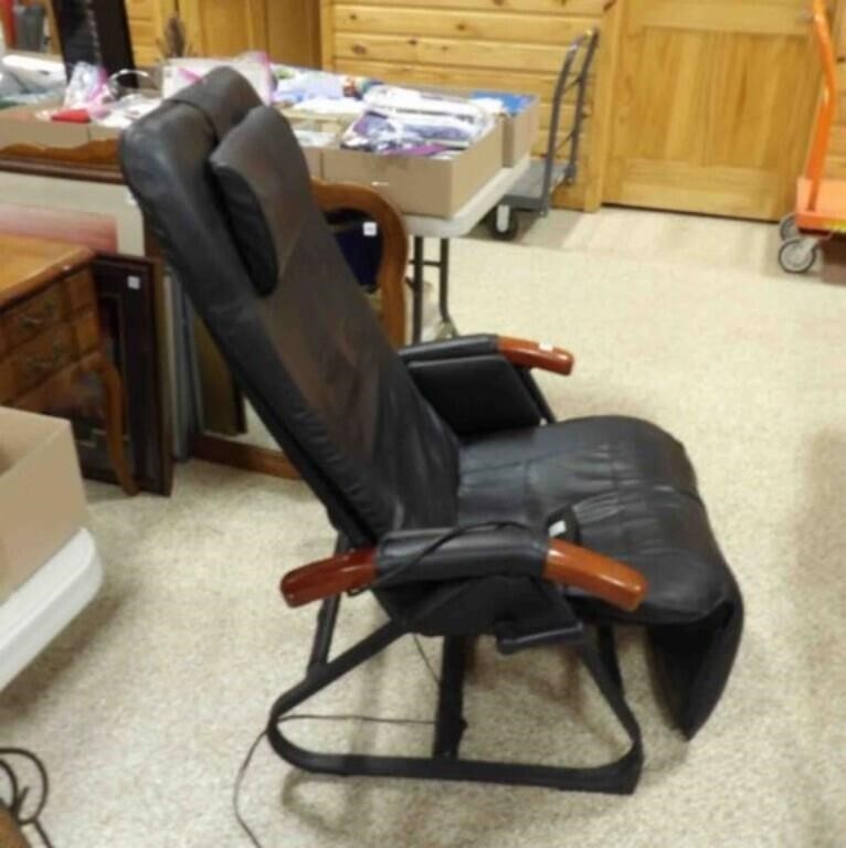 INVERSION MASSAGE RECLINER