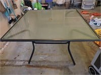 Outdoor Metal Frame GLass Top Table