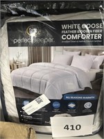 Serta white goose comforter F/Q