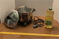 Sunbeam Cooker (cord has damage) & Canola Oil