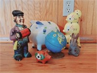 Piggy Banks, Ohio Art Globe Bank, Guldkroken