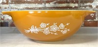Pyrex Butterfly Gold Cinderella Mixing Bowl 13” x