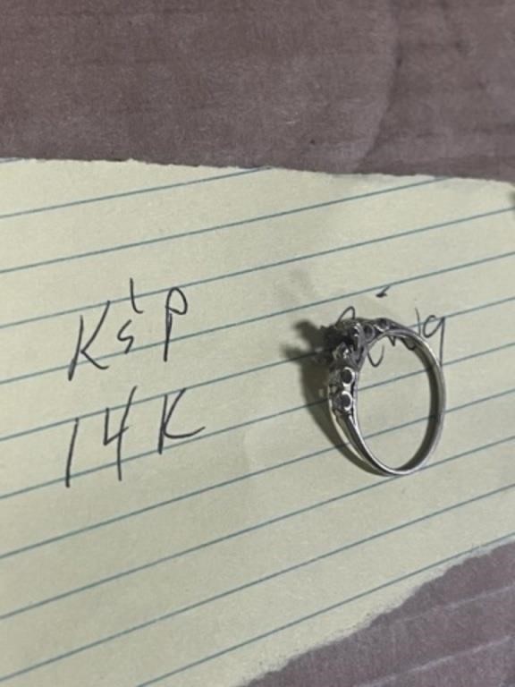 K&P 14K WHITE GOLD RING