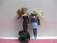 2 Barbie  Figure