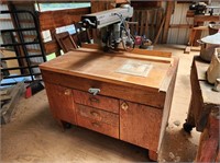 Delta Model 10 Radial Arm Saw with Cabinet