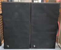 Pair Of Infinity ES200 speakers 32"x18"x7"