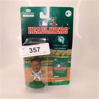 HEADLINERS BASEBALL FIGURE