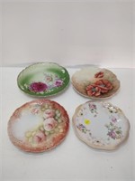 4 early porcelain plates