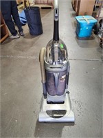 Hoover Wind Tunnel Twin Chamber Vacuum