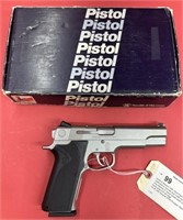 Smith & Wesson 1026 10mm Pistol