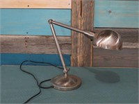 WORKING LAMP - SWING ARM NEEDS BOLT