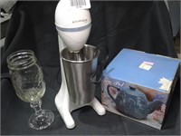 Shake Blender Hillbilly Wine Glass Teapot