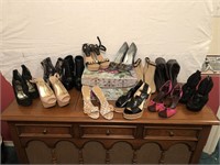 Size 8-9 Women’s Shoes
