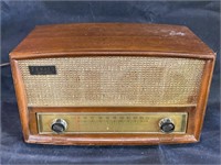 VTG Zenith AM/FM Radio