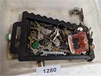 Assorted Keys & Other