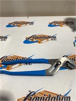 $16  Curved jaw pliers