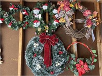 Assorted Christmas Wreaths & Wall Hangings