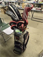 Set up golf clubs Callaway woods titleist irons