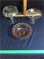 2 fruit bowls on pedestal and pink open lace