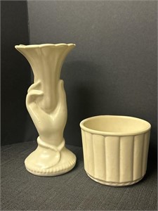 USA Pottery Vase & planter, off white