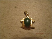 14kt Tested Gold Pendent w/ Green Stone - .60g